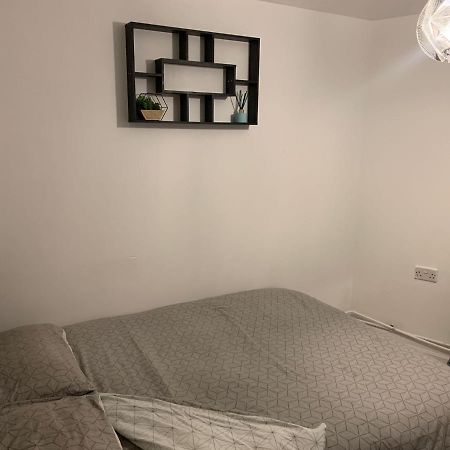 Room Near City Лондон Экстерьер фото